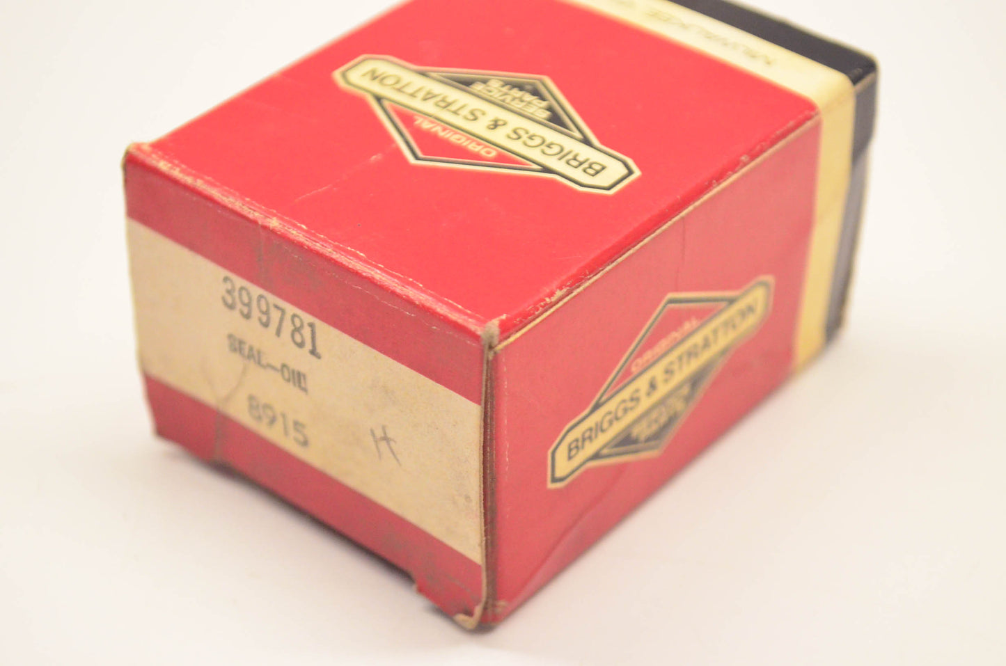 Briggs & Statton 399781 Oil Seal NOS