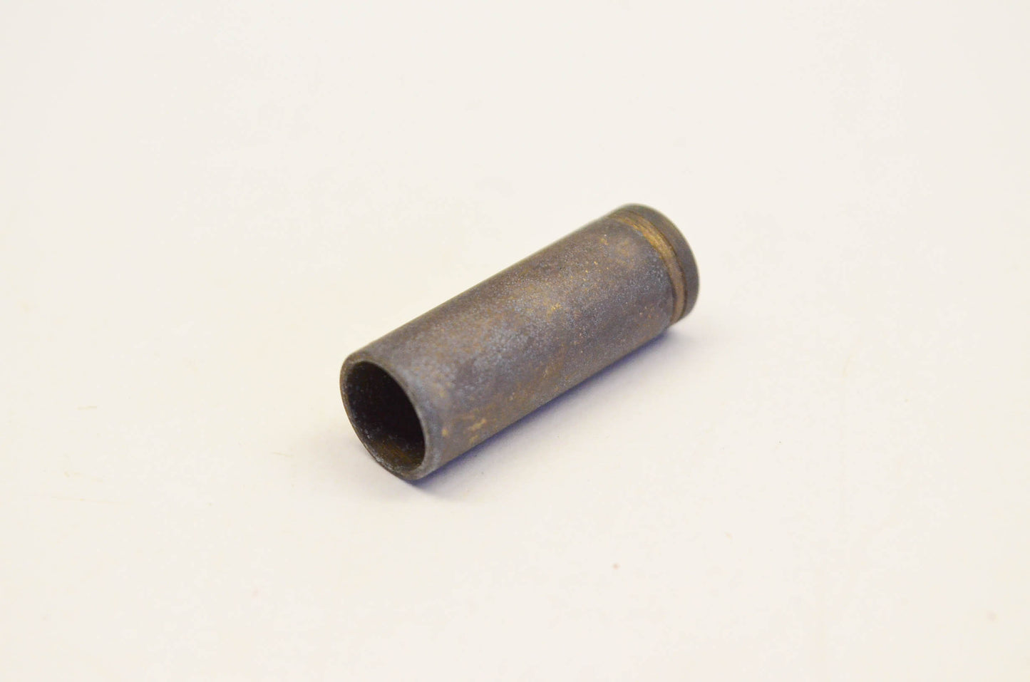 New OEM Briggs & Stratton 231218, 9346 Valve Guide Bushing NOS