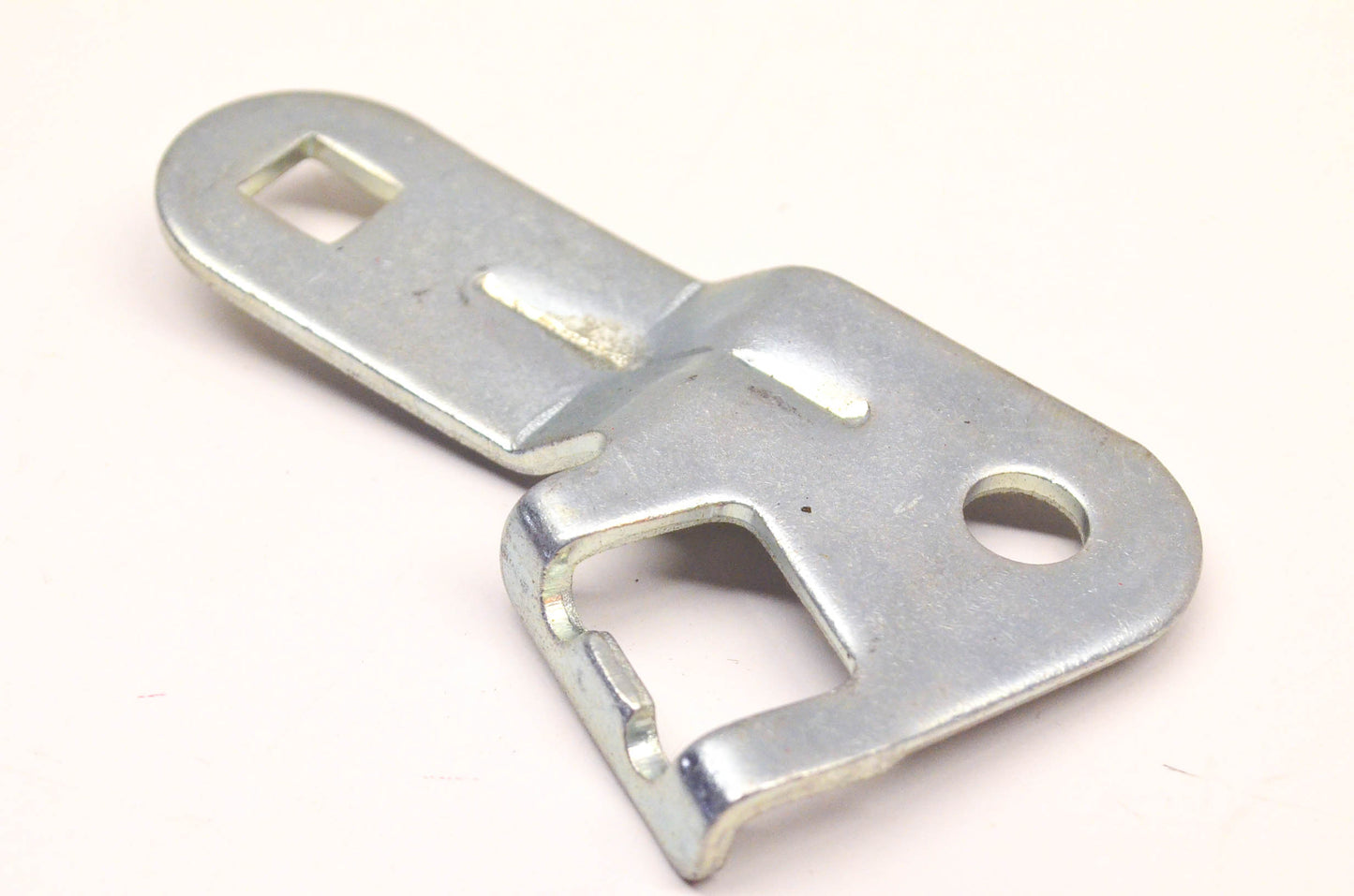 Snapper 31016 Wheel Arm Left Hand NOS