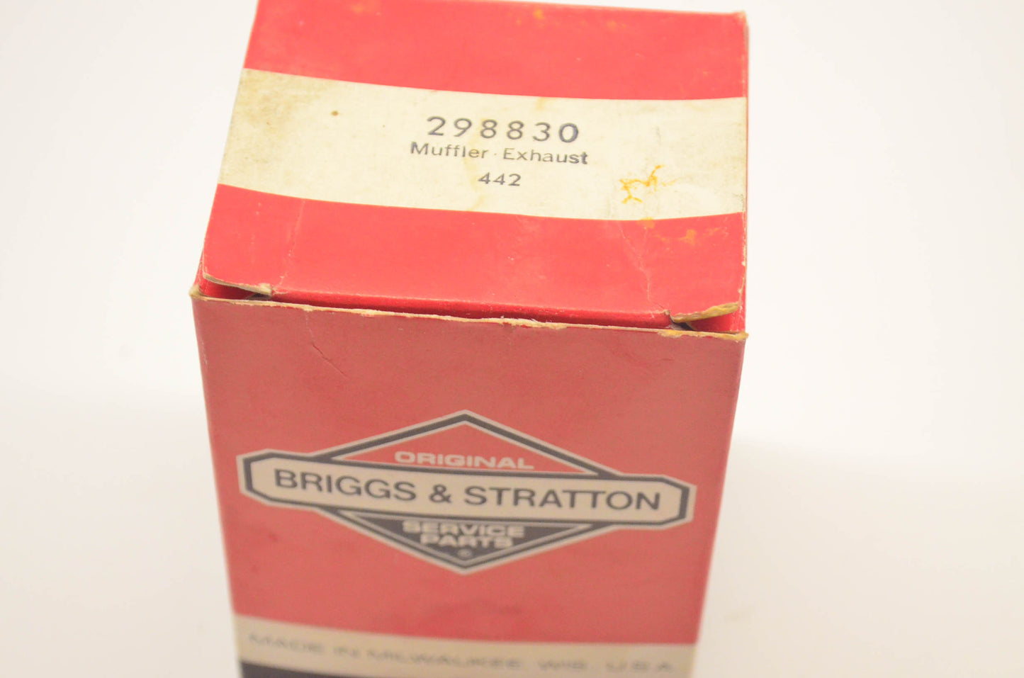 Briggs & Statton 298830 Muffler NOS