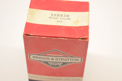 Briggs & Statton 298830 Muffler NOS