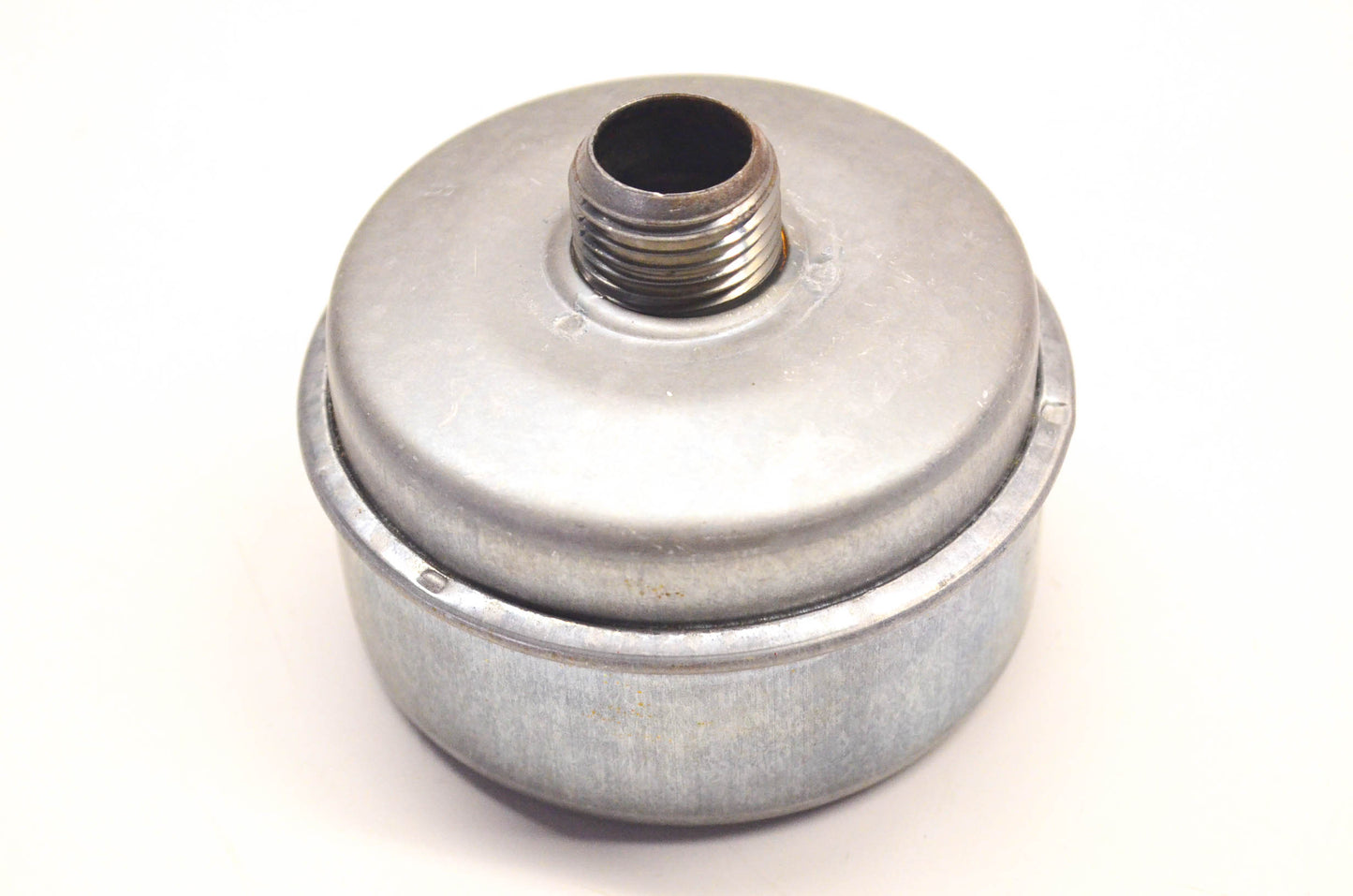 Briggs & Statton 394569 Muffler NOS