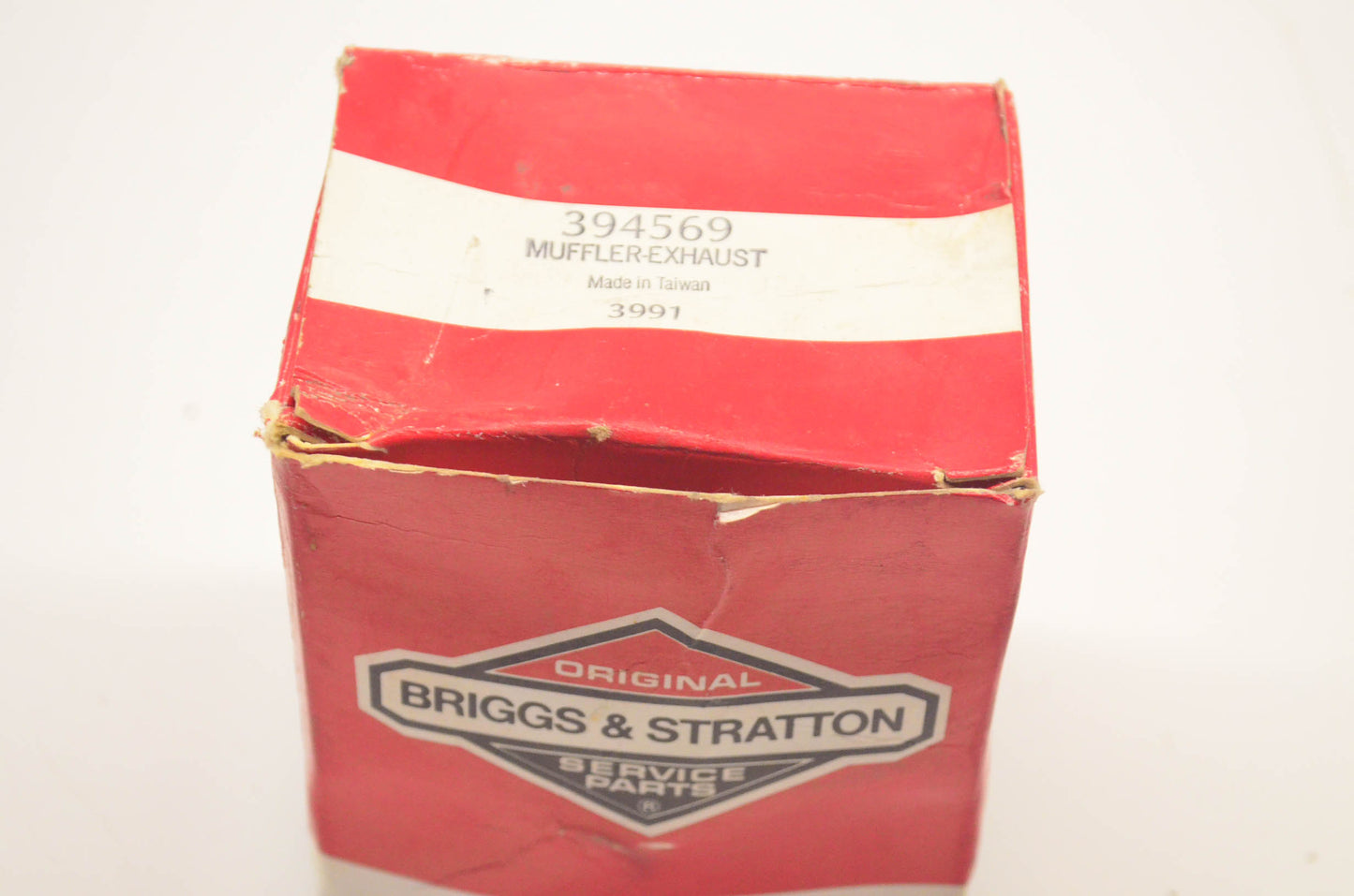 Briggs & Statton 394569 Muffler NOS