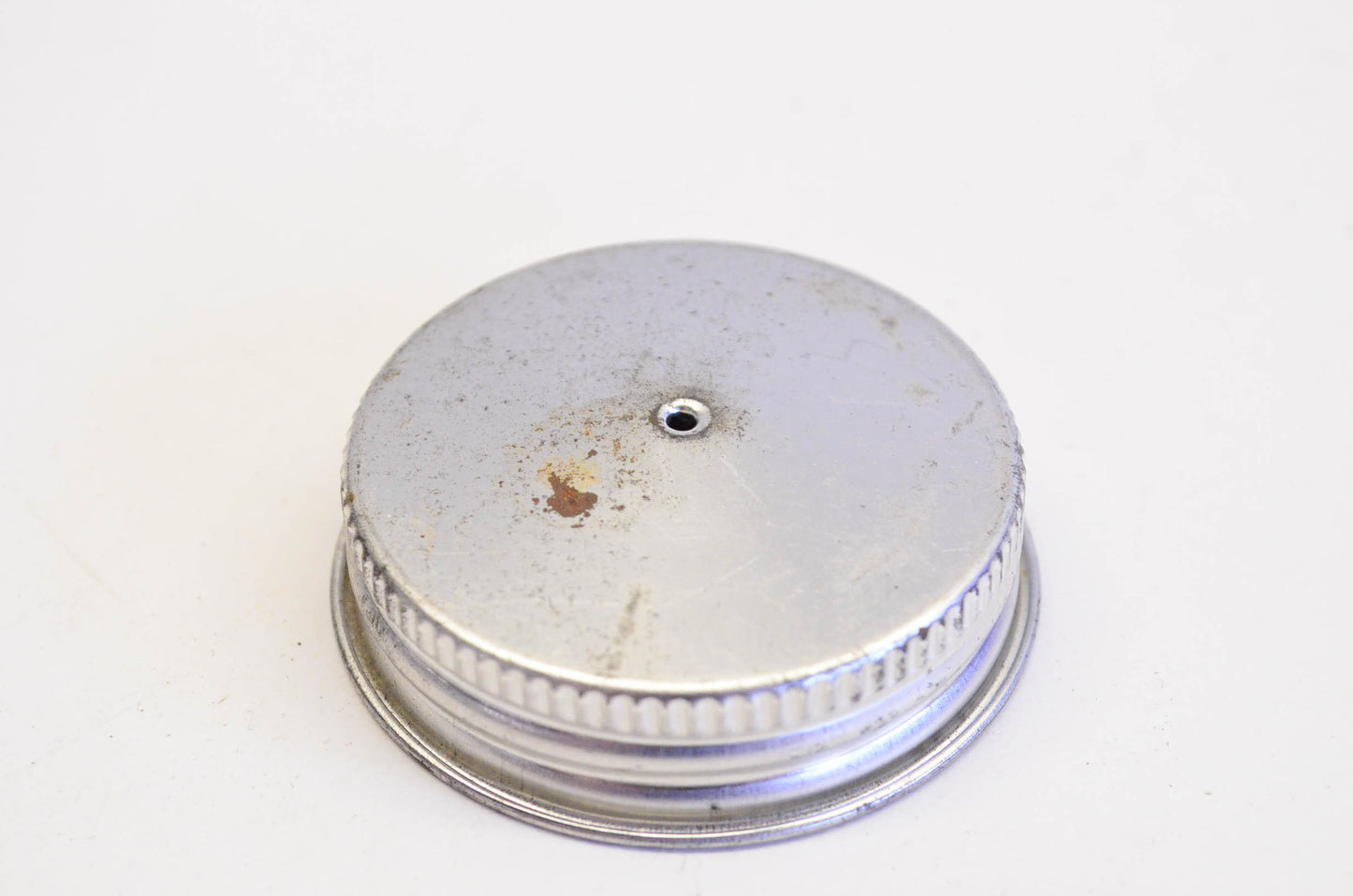 New OEM Briggs & Stratton 69221 Fuel Cap NOS