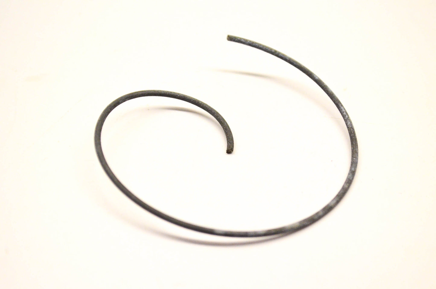 Tecumseh 450165 Filter Retainer Spring NOS