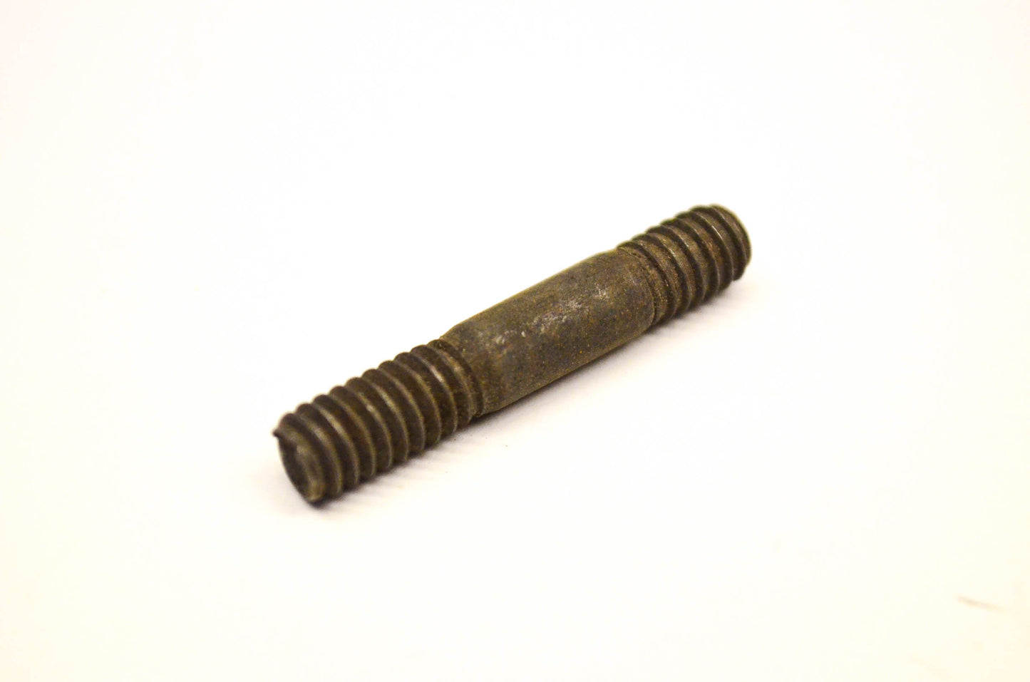 Tecumseh 650395 Carburetor Stud NOS
