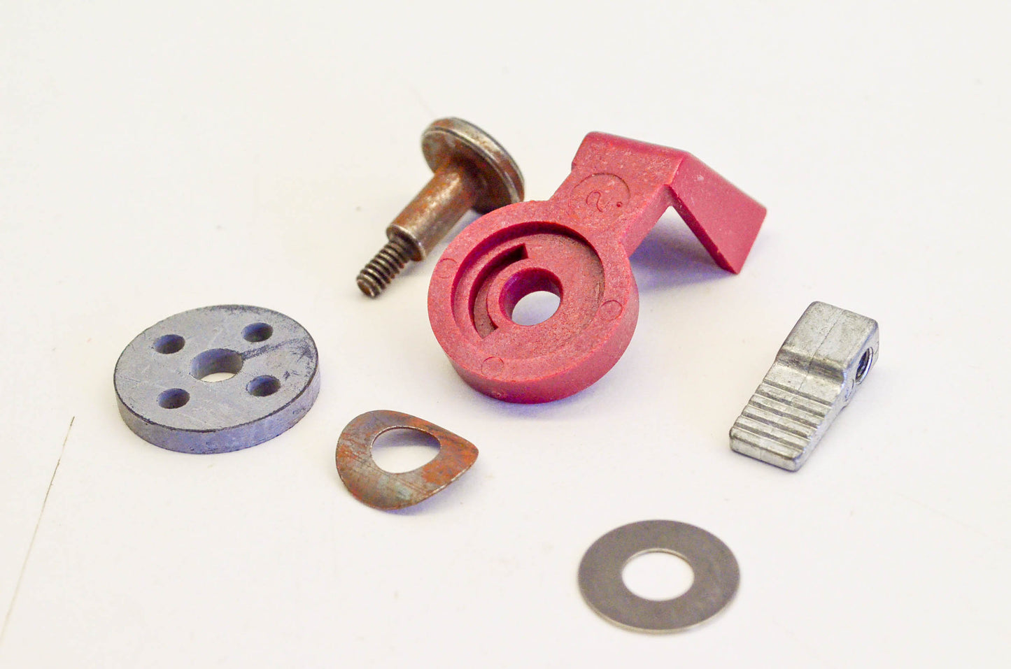 New OEM Briggs & Stratton 490656 Shut Off Valve NOS