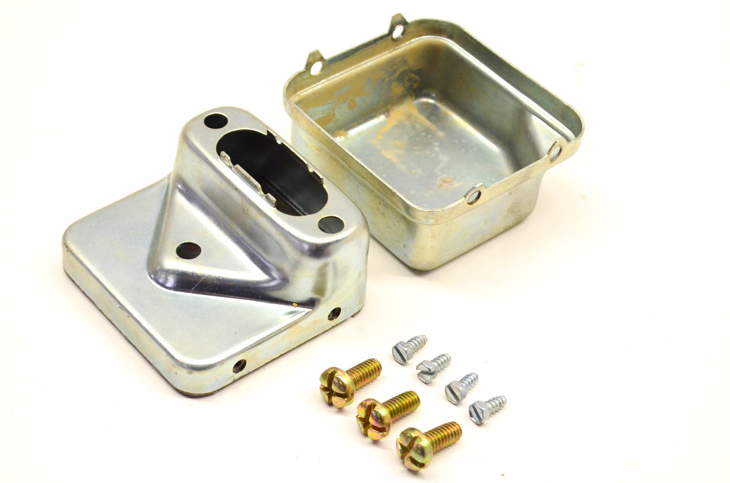Tecumseh 390263B Muffler Kit NOS