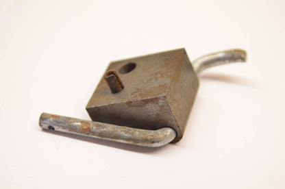 Tecumseh 490105 Bell Crank NOS