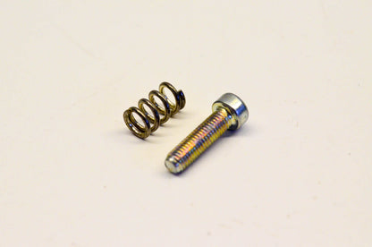 New OEM Briggs & Stratton 495800 Idle Speed Screw NOS