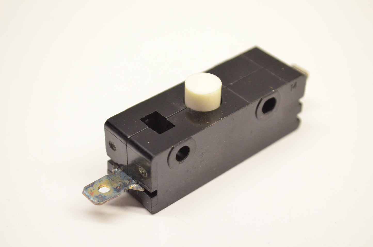 Cherry 519-004-0 Switch 15 Amp NOS