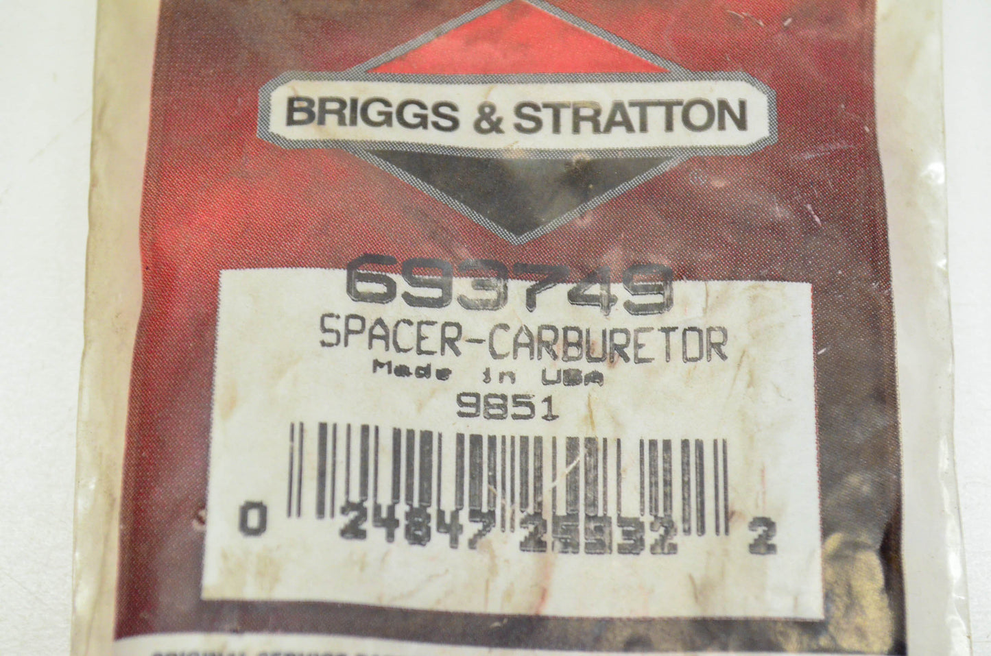 New OEM Briggs & Stratton 693749 Carburetor Spacer NOS