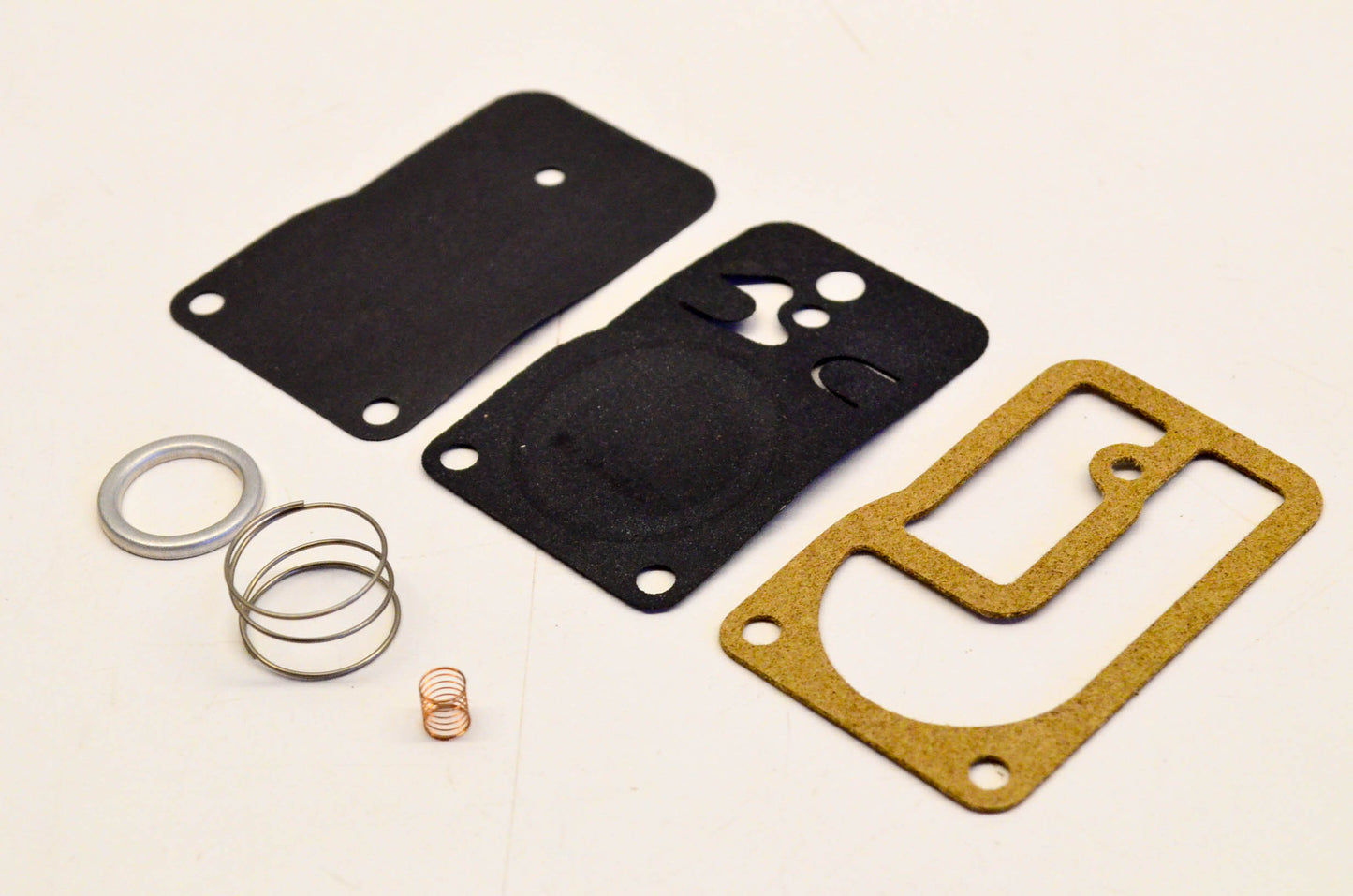 New OEM Briggs & Stratton 393397 Fuel Pump Kit NOS
