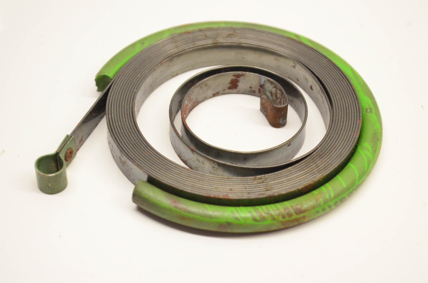 Kohler 33 089 04, 33-089-04 Recoil Starter Spring NOS