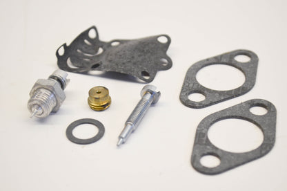New OEM Briggs & Stratton 495606 Carburetor Overhaul Kit NOS