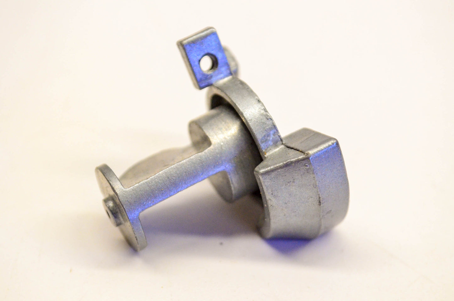 New OEM Briggs & Stratton 210719 Carburetor Throttle NOS