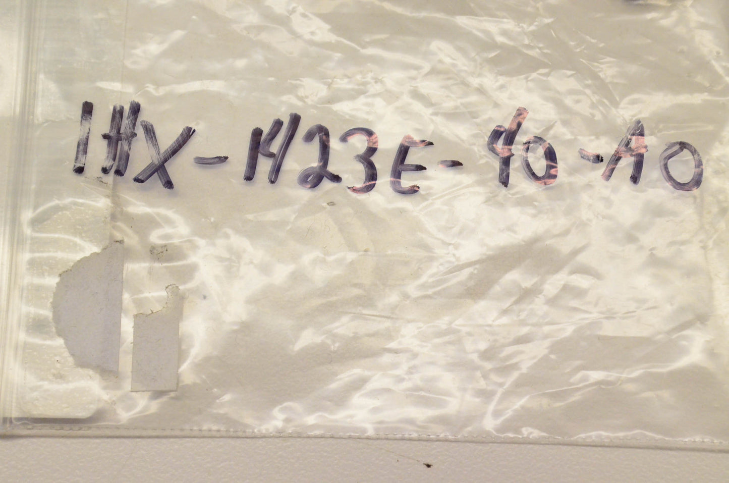 New OEM Yamaha 1HX-1423E-40-AO Main Jet NOS