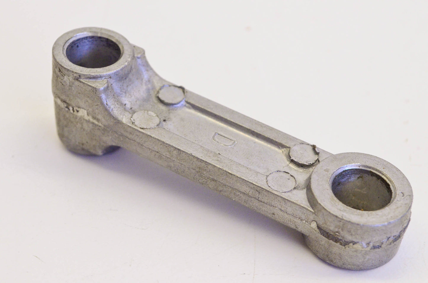 New OEM Briggs & Stratton 212359, 424 Counterweight Link NOS