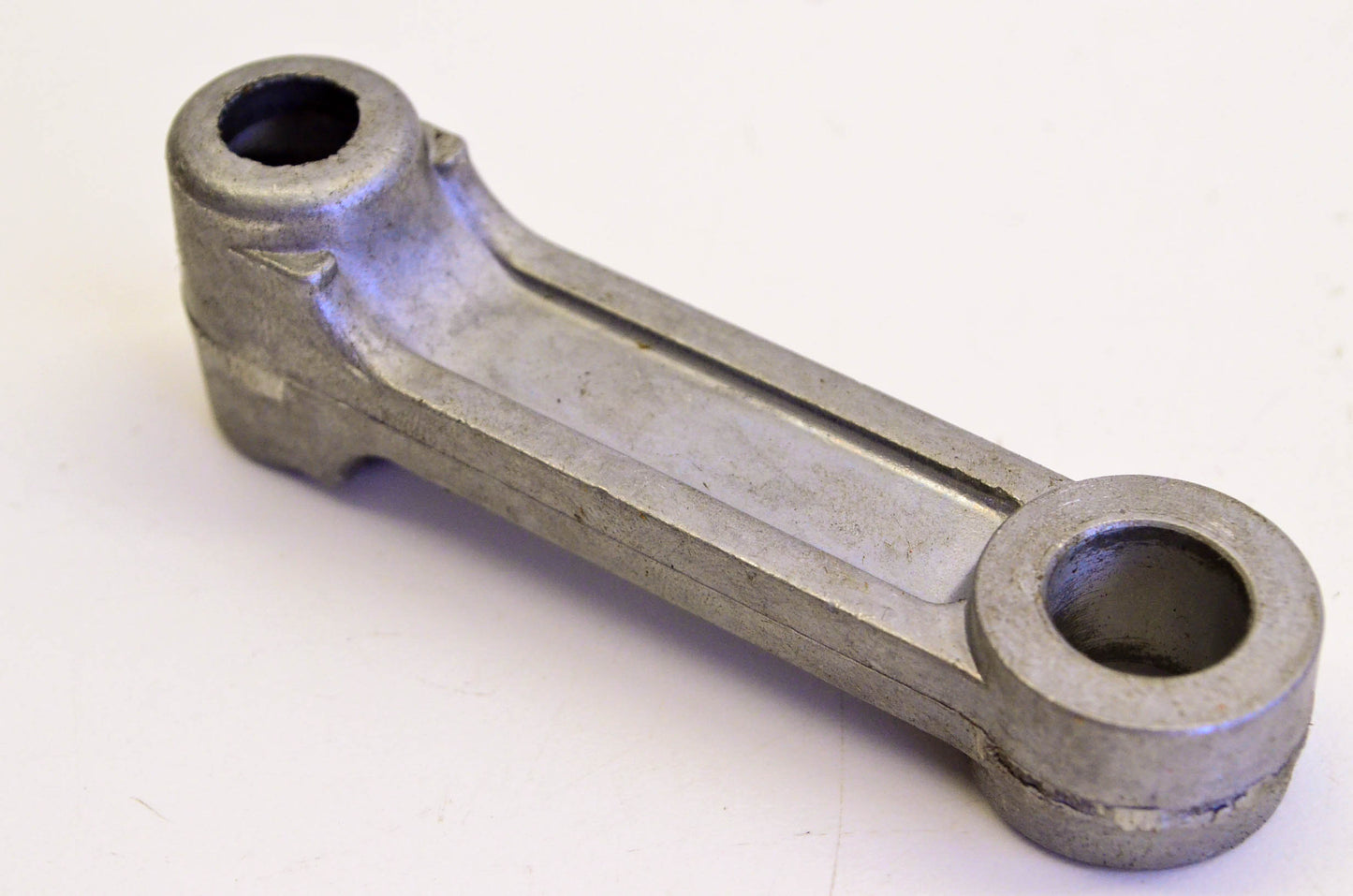 New OEM Briggs & Stratton 212359, 424 Counterweight Link NOS