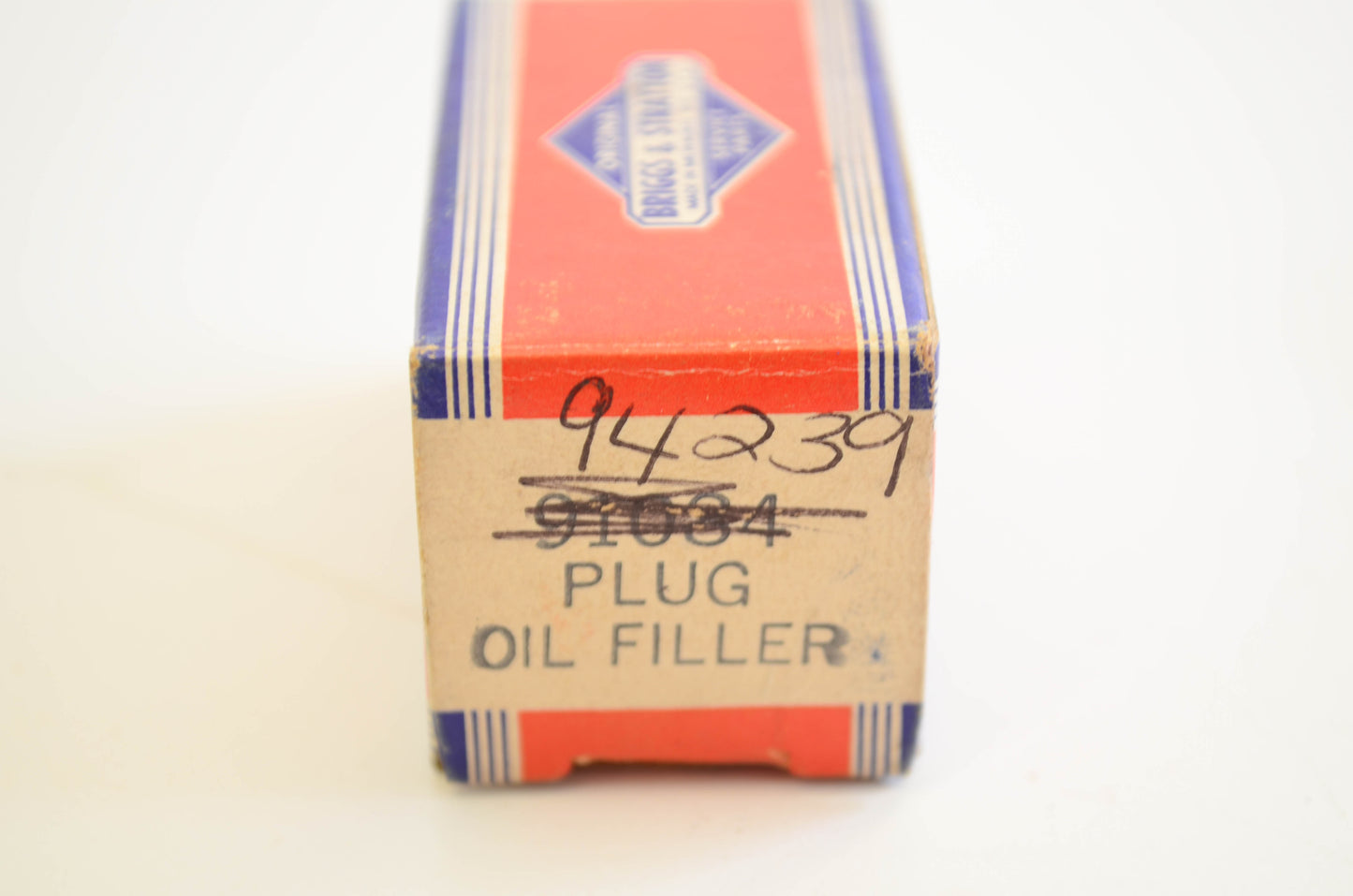 New OEM Briggs & Stratton 94239, 91034, BR94239 Oil Filler Plug NOS
