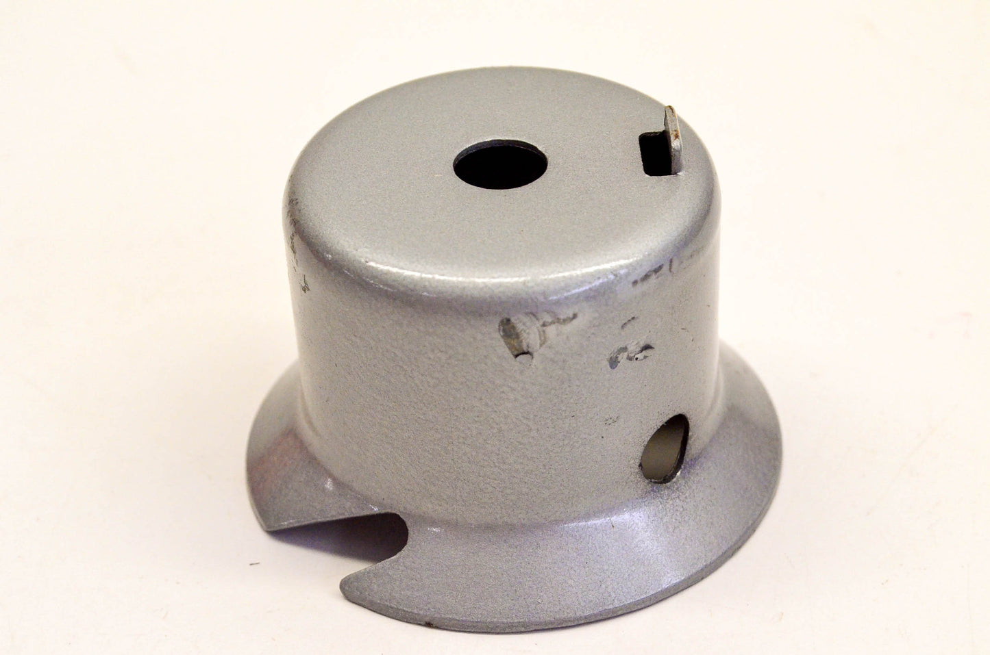 New OEM Briggs & Stratton 220547, 706 Rope Starter Pulley NOS