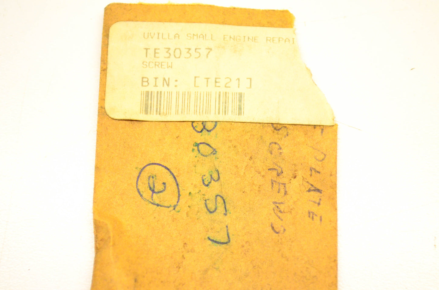 Tecumseh 30357 Screw Qty 2 NOS