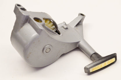New OEM Briggs & Stratton 396082 Vertical Pull Starter NOS