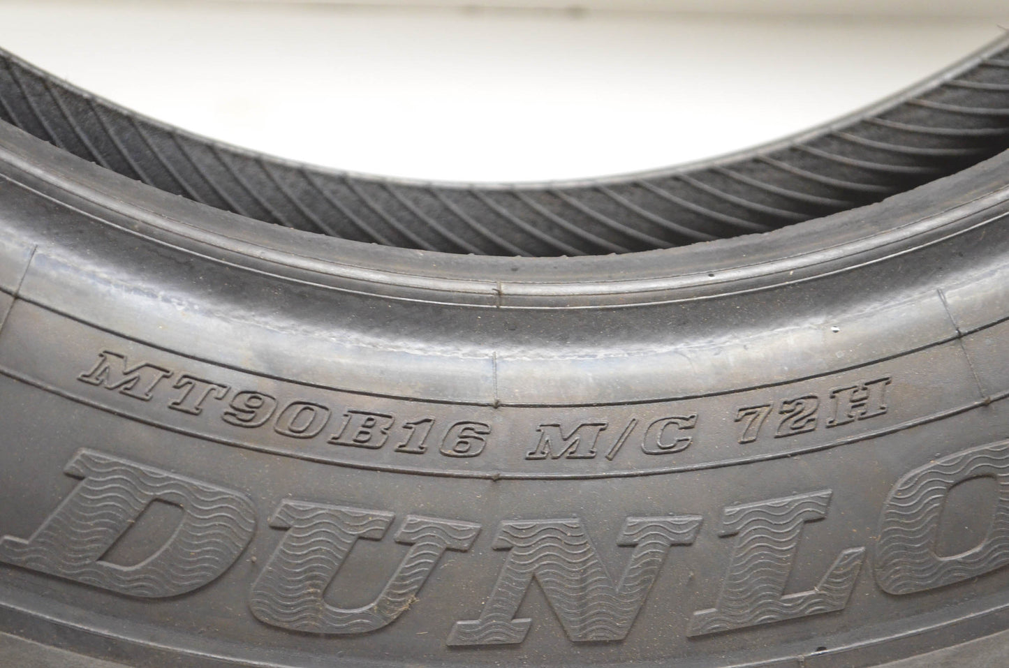 Dunlop MT90B16, 0305-0393 Blackwall Front Tire NOS