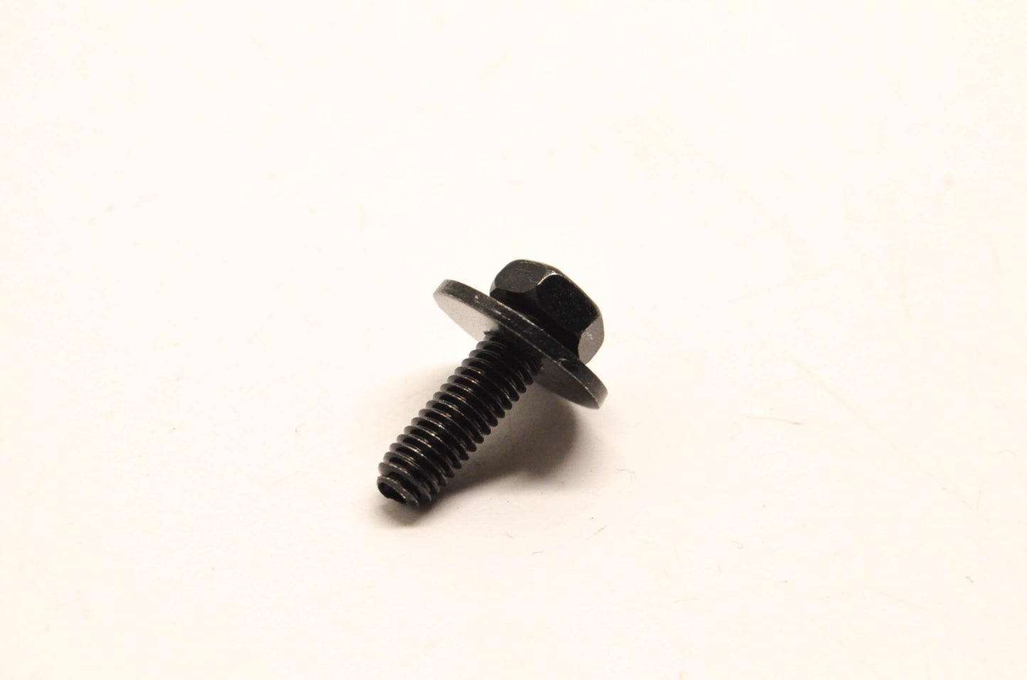 New OEM Yamaha 90119-06226 Bolt With Washer NOS