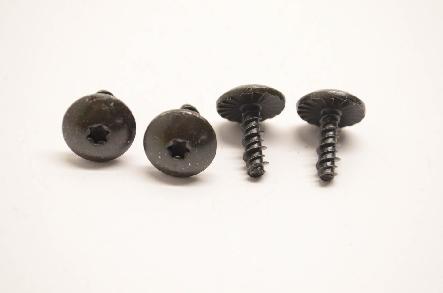 New OEM Arctic Cat 1423-284 High/Low Self Tapping Screw Qty 4 NOS