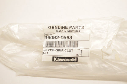 New OEM Kawasaki 46092-0563 Clutch Lever Grip NOS