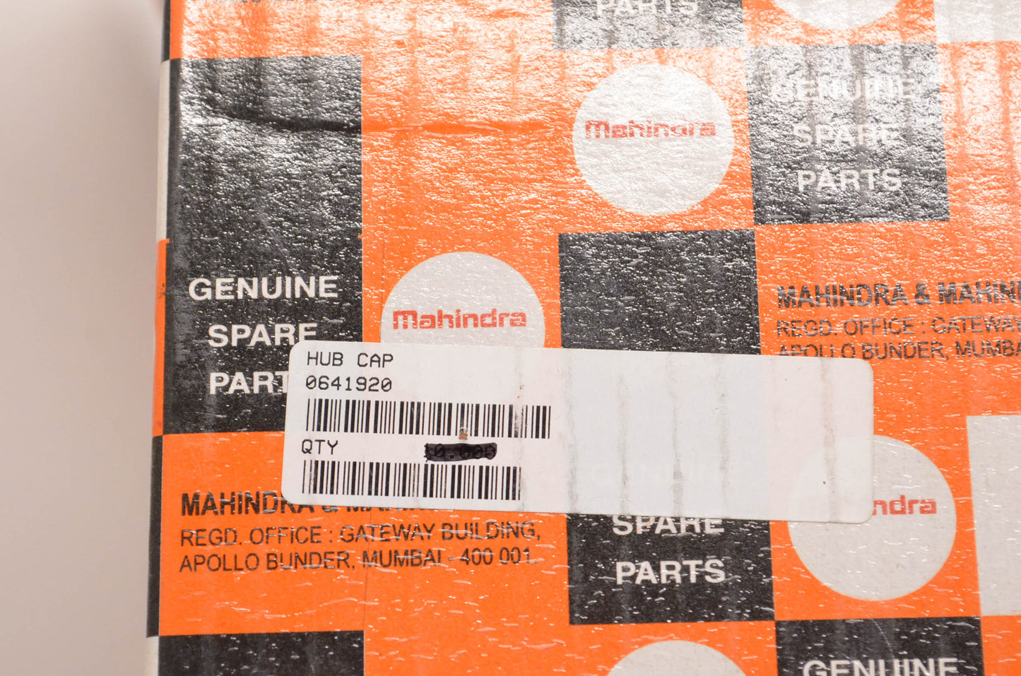 Mahindra 641920 Hub Dust Cap NOS