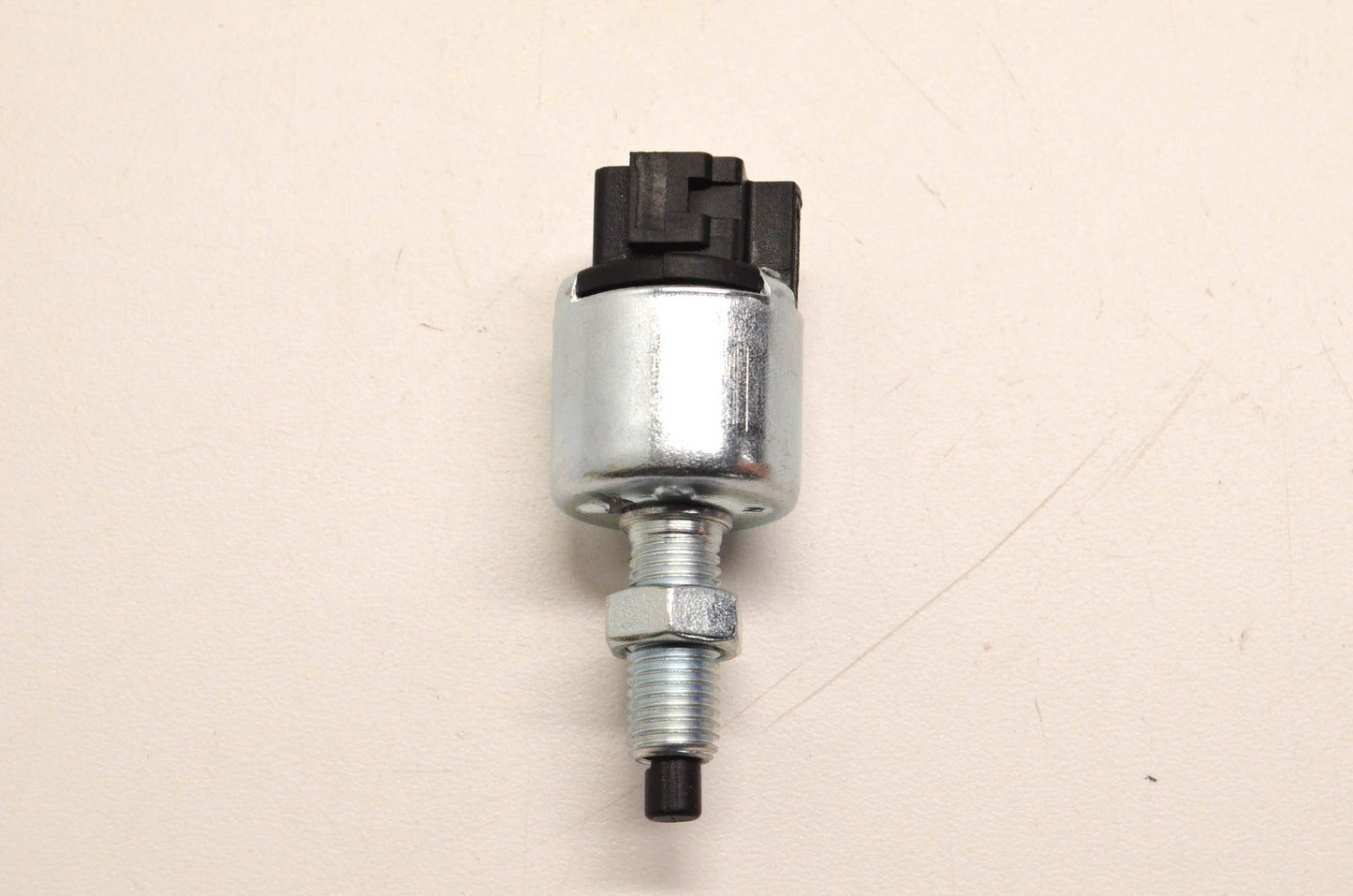 Mahindra 0606DA0021N Brake Switch Kit NOS