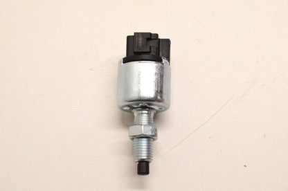 Mahindra 0606DA0021N Brake Switch Kit NOS