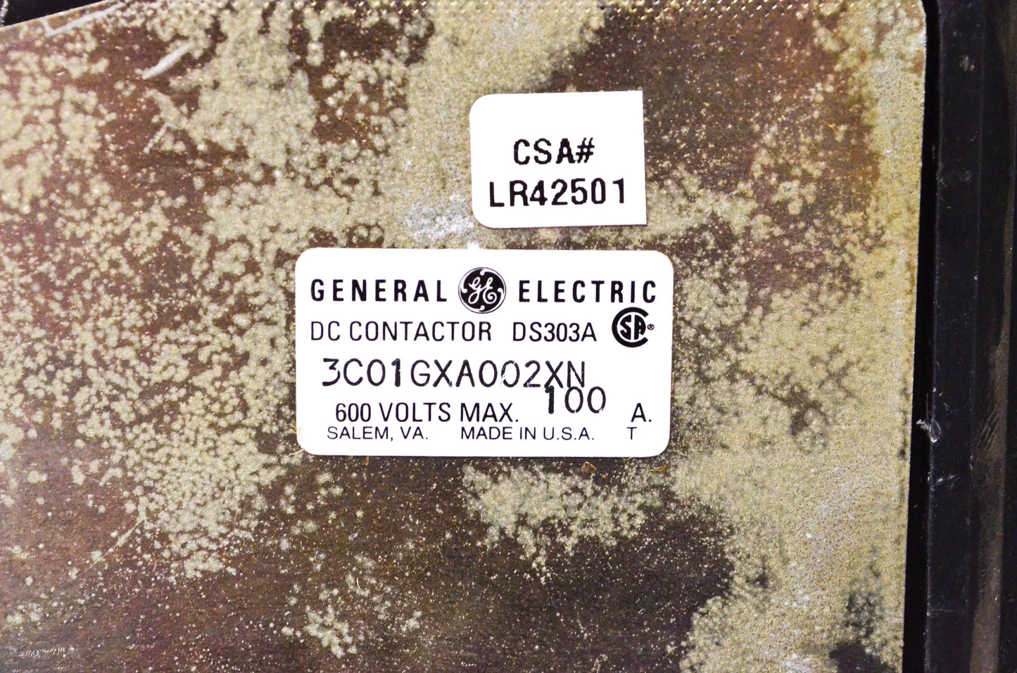 General Electric DS303A, 3C01GXA002XN 600 Volt 100 Amp DC Contactor