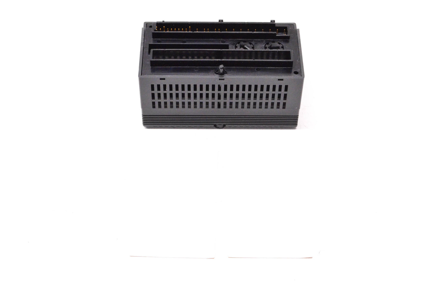 General Electric IC200MDL740A 16-Point Output Module NOS