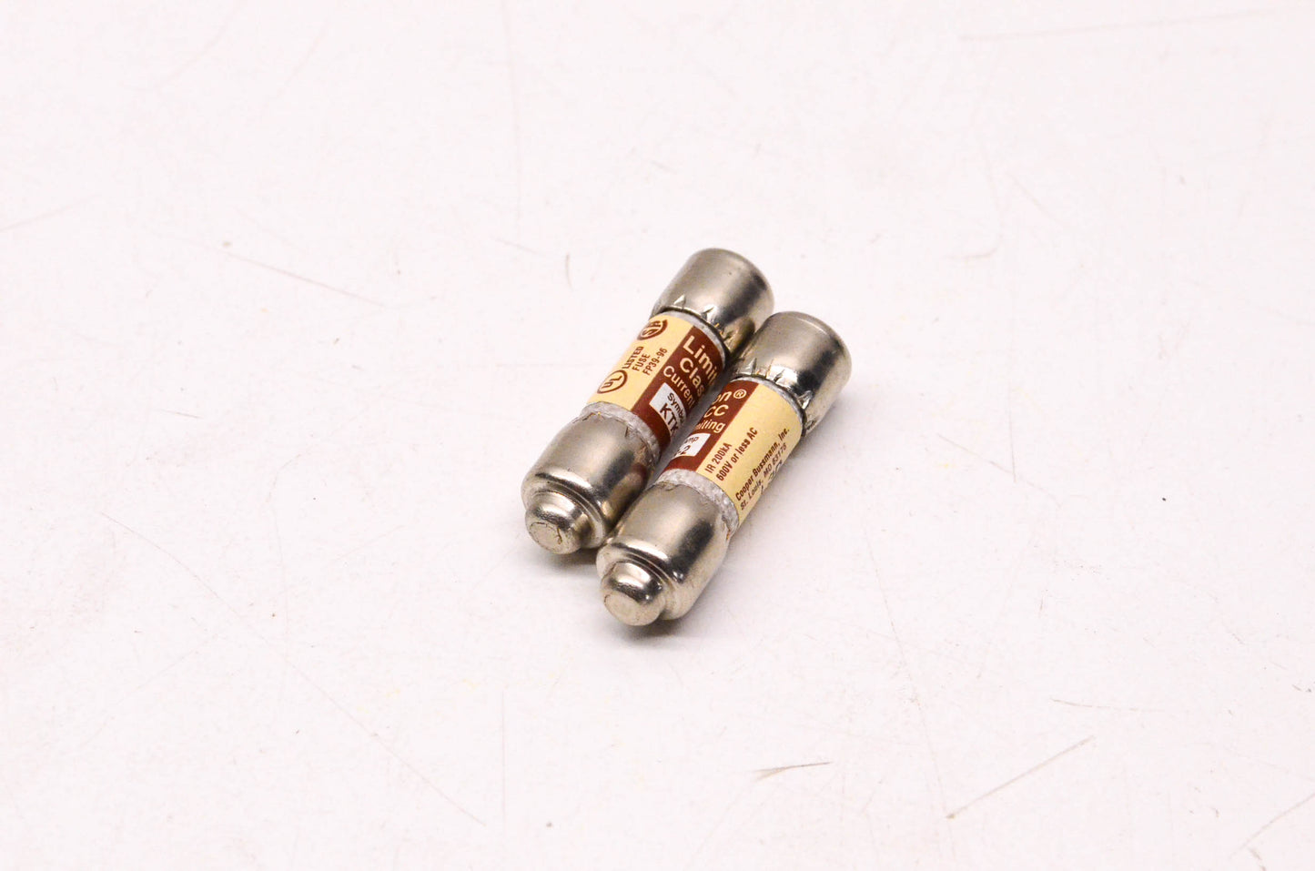 Cooper Bussmann KTK-R-2 2 Amp 600 Volt Fast-Acting Fuses Qty 2 NOS