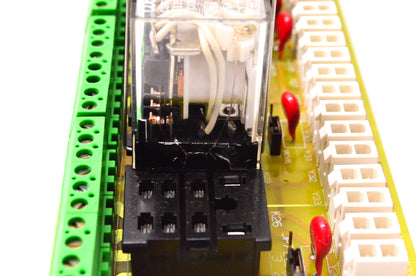 General Electric DS200RTBAG3A Relay Terminal Board