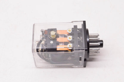Cutler-Hammer D3PR33A Relay W/ Test Button NOS