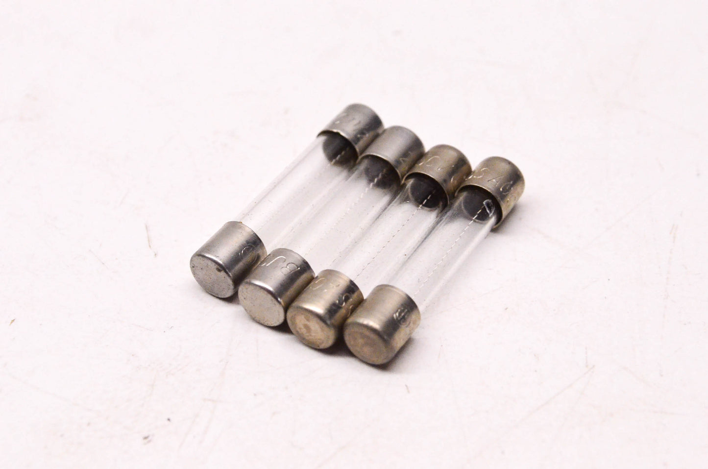 Cooper Bussmann AGC-1-1/2 1 1/2 Amp 250 Volt Glass Tube Fuses Qty 4 NOS