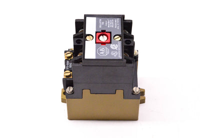 Allen Bradley 700-P400A6 Type P Control Relay NOS