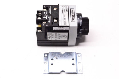 Agastat 7012PF Time Delay Relay NOS