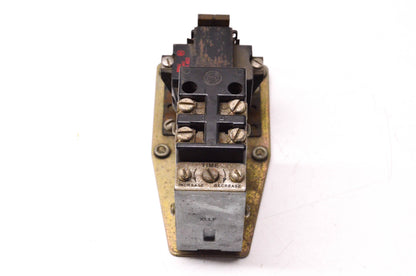 Allen Bradley 849A-ZOD25 Pneumatic Timing Relay