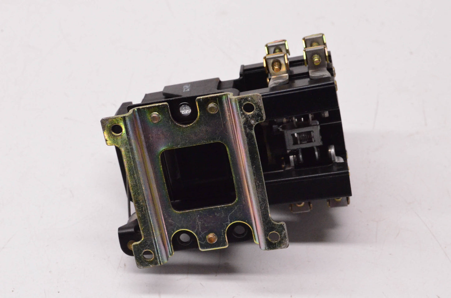 Allen Bradley 700-BX220A1 Control Relay NOS