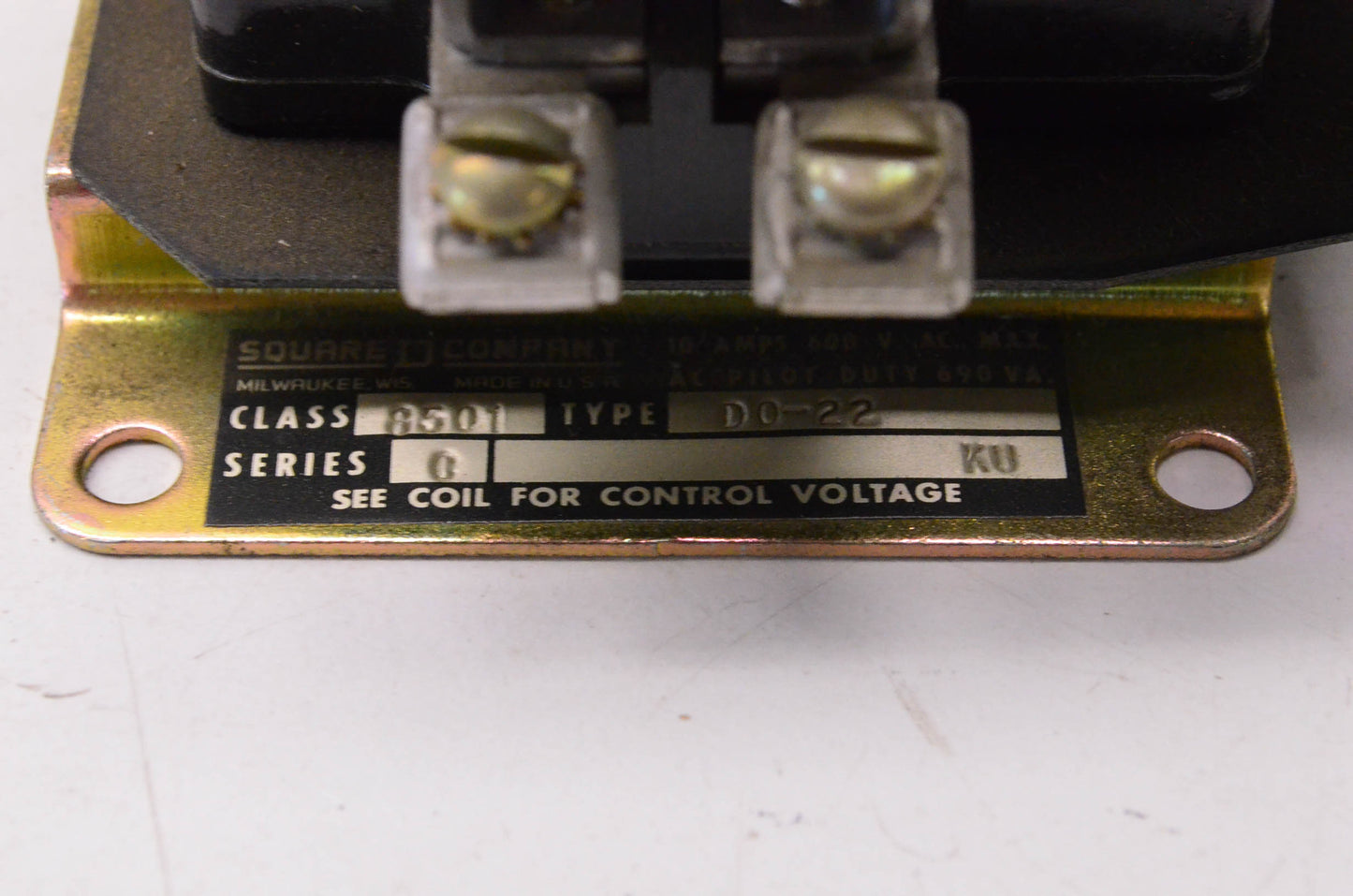 Square D 8501, D0-22 Pilot Duty Contactor Relay NOS