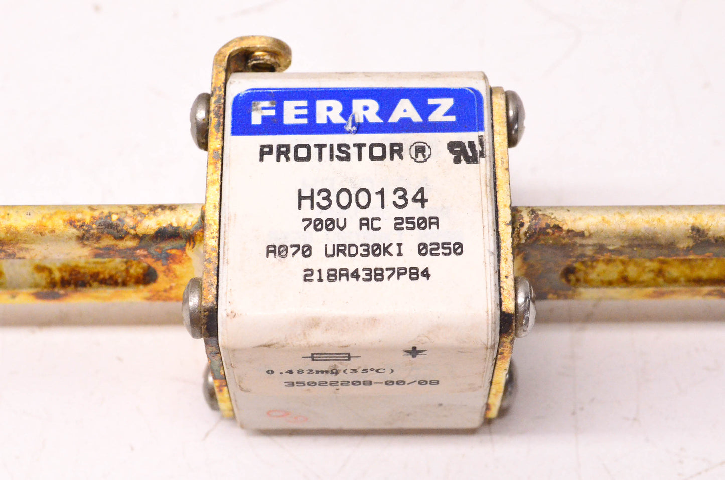 Ferraz H300134 700 Volt AC 250 Amp Protistor Fuse NOS