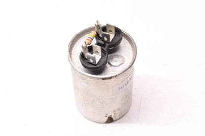Aftermarket 6202331, 37.32-7120 370 Volt AC 10 MFD Run Capacitor NOS