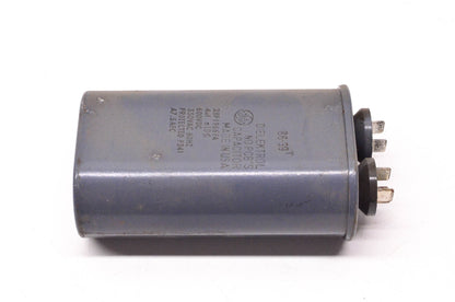 General Electric 28F1966FA 4uF 600VDC or 330VAC 60HZ Capacitor NOS