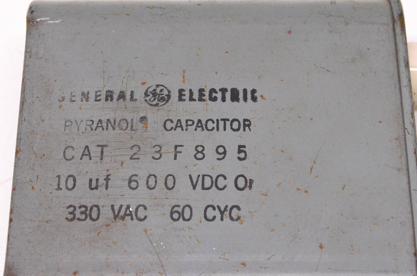 General Electric 23F895 10uF 600VDC or 330VAC Capacitor NOS