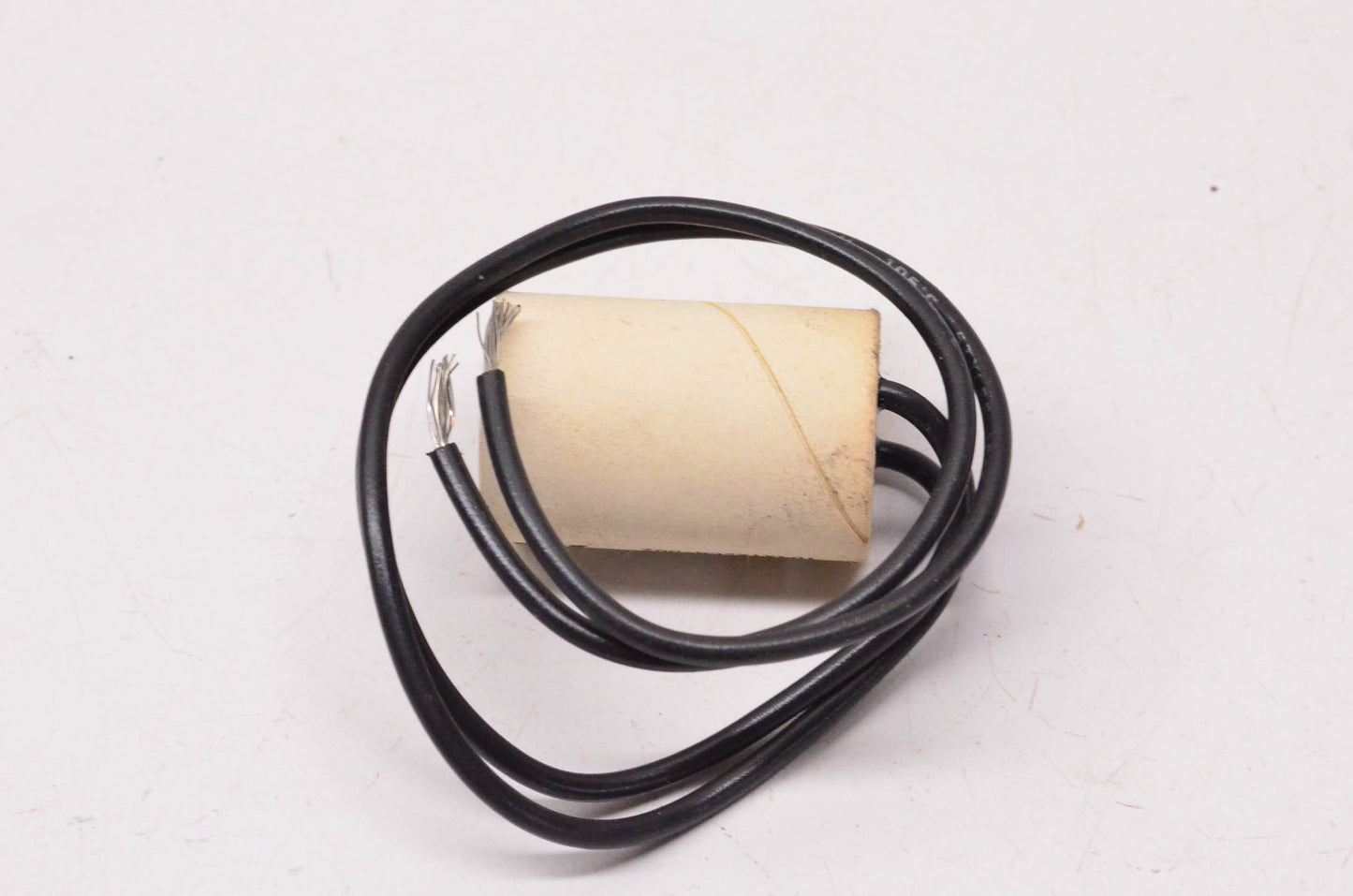 Electrocube 104X122CA-002, RG-1960 .5uF 230 Volt AC Capacitor NOS